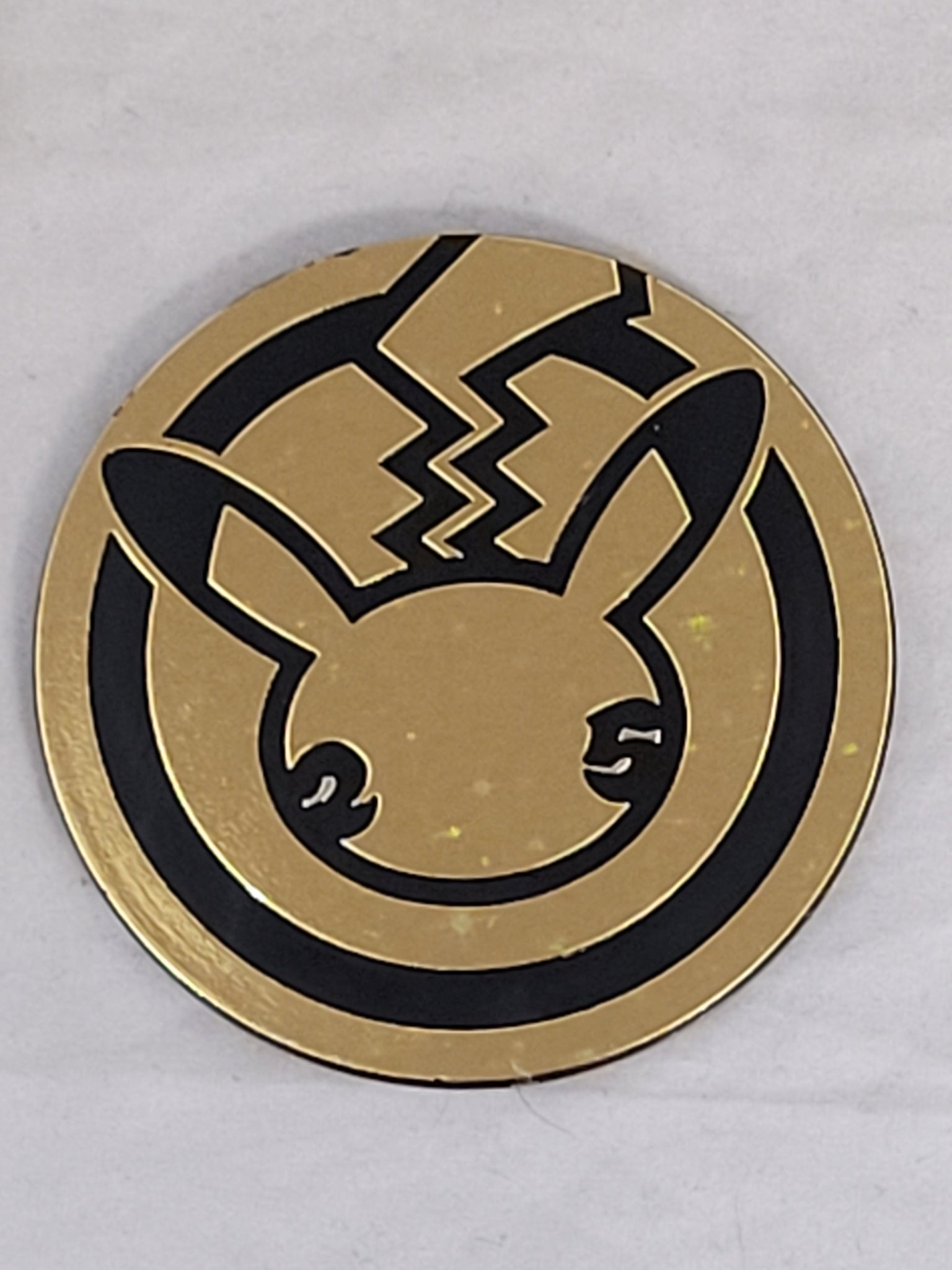 Pokemon TCG - Pokemon Celebration Collector Chest - Pikachu Coin