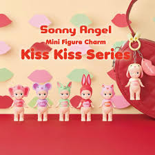 Sonny Angel Kiss Kiss Keychain Series Blind Box (1 Random Blind Box)