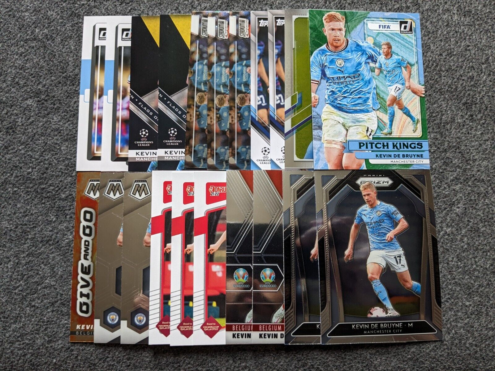 Kevin De Bruyne - In Manchester City & Belgim National Team Kit Jersey - Sports Card Single (Randomly Selected, May Not Be Pictured)