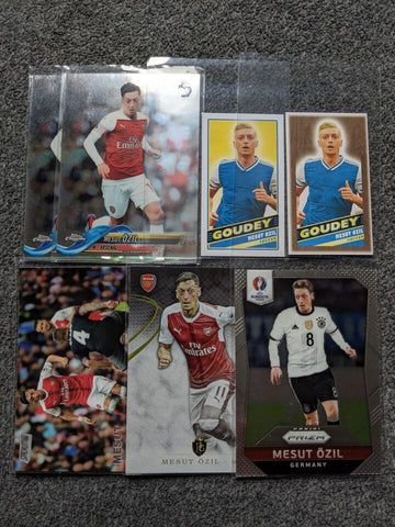 Mesut Ozil - Soccer Trading Card - Sports Card Single (Randomly Selected, May Not Be Pictured)