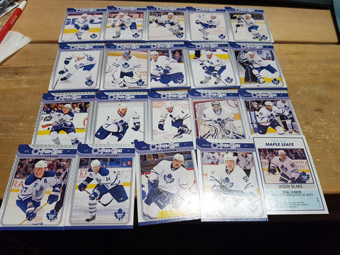 2009-10 O-Pee-Chee NHL Hockey - Toronto Maple Leafs Base Team Set W/Checklist (20 Cards)