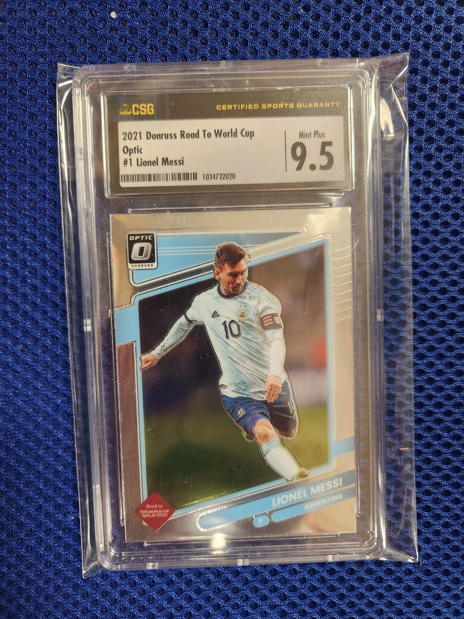 Lionel Messi 2021-22 Donruss Optic - Road to World Cup #1 (Argentina National Jersey) (CSG Graded 9.5)