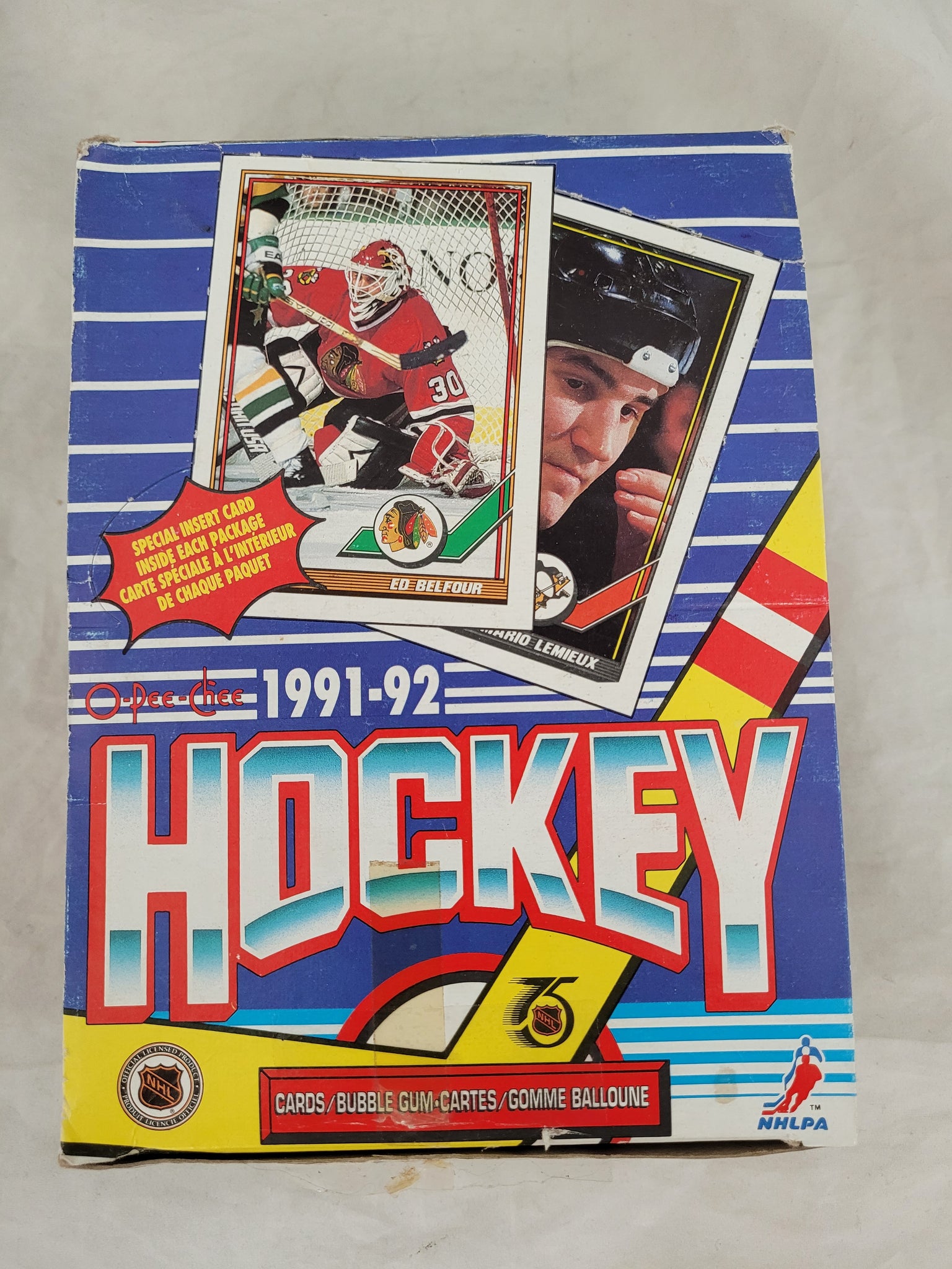 1991-92 O-Pee-Chee NHL Hockey Wax Box (36 Packs a Box, No Plastic Cellophane Wrap on Box)
